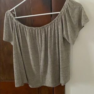Off shoulder shirt